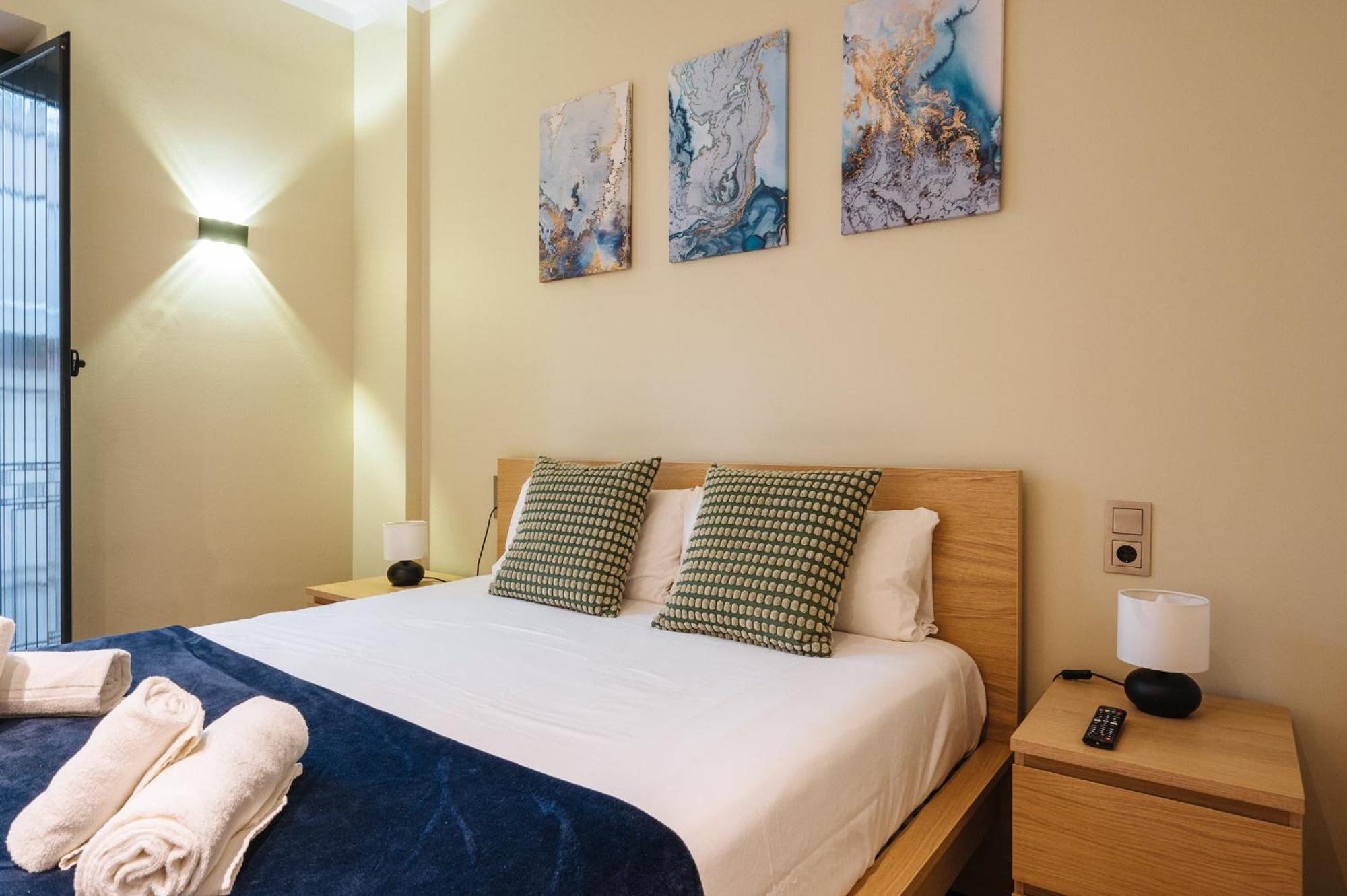 Elegant Duplex 3 Master Bedrooms And Private Siviglia Esterno foto