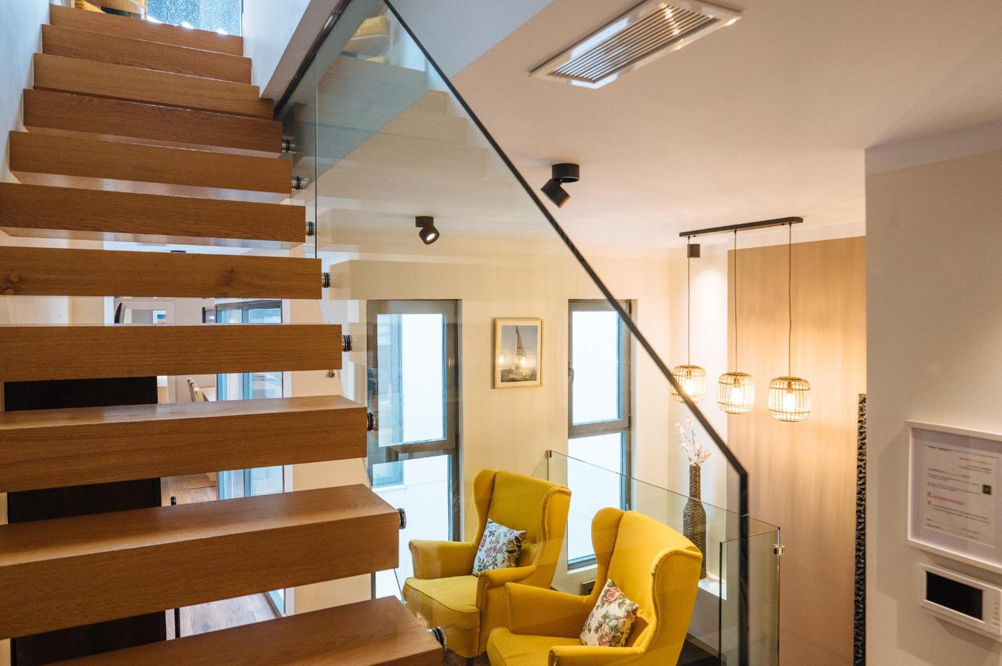 Elegant Duplex 3 Master Bedrooms And Private Siviglia Esterno foto