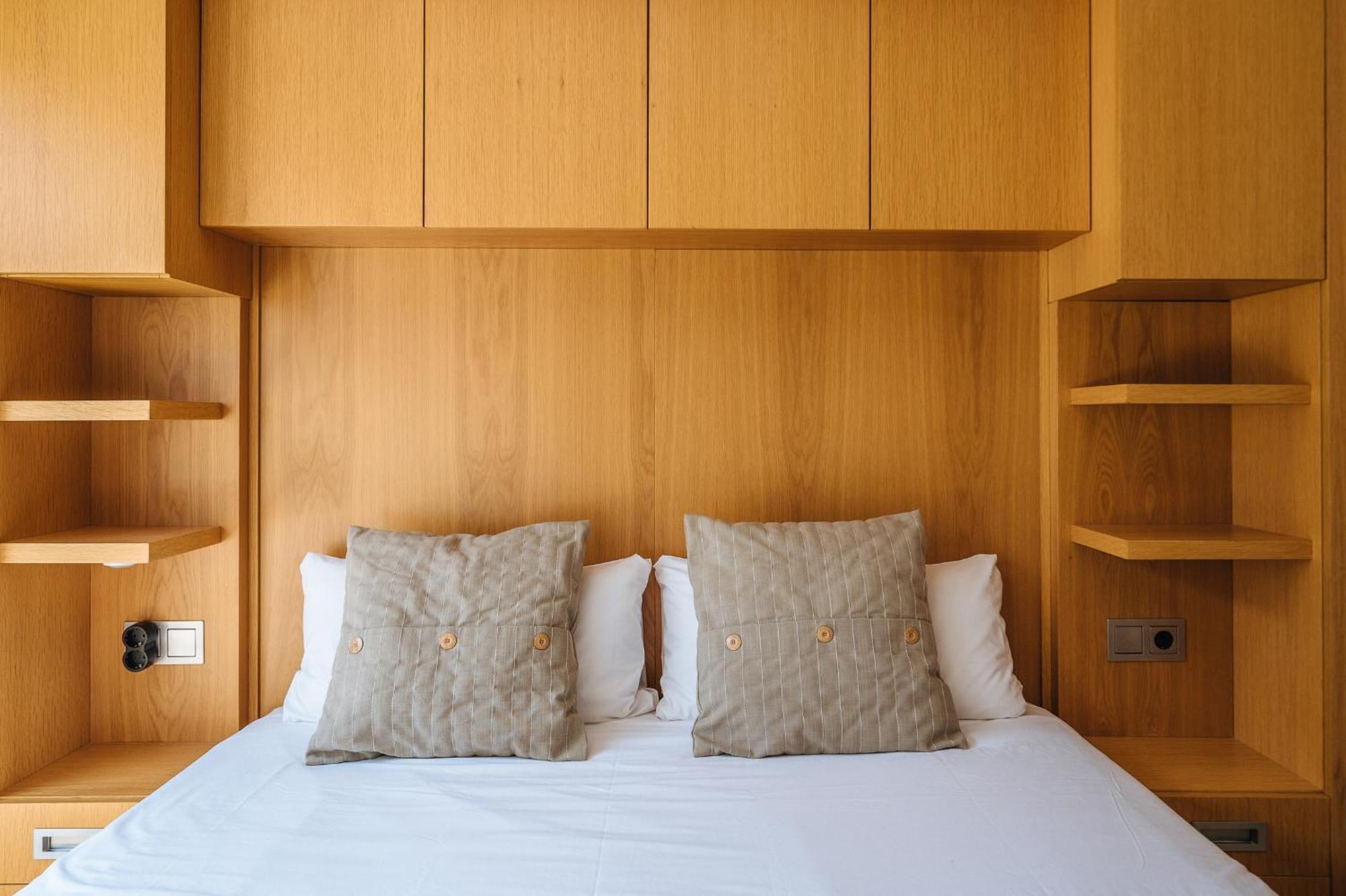 Elegant Duplex 3 Master Bedrooms And Private Siviglia Esterno foto