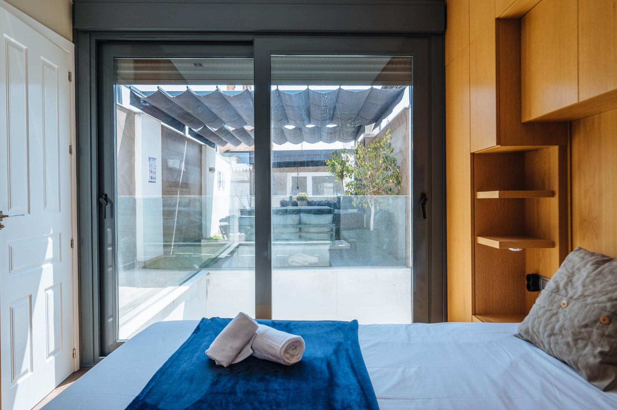 Elegant Duplex 3 Master Bedrooms And Private Siviglia Esterno foto