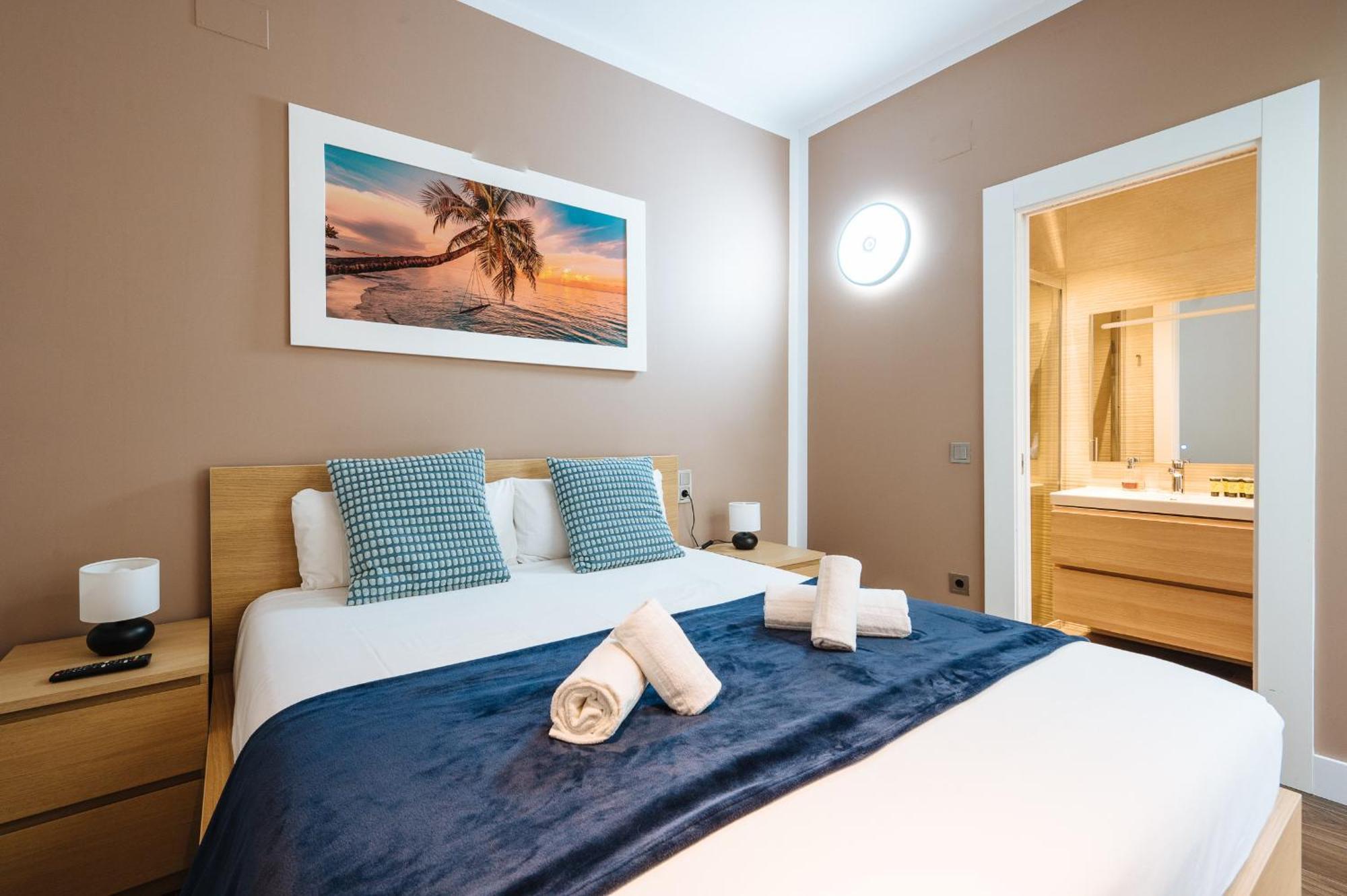 Elegant Duplex 3 Master Bedrooms And Private Siviglia Esterno foto