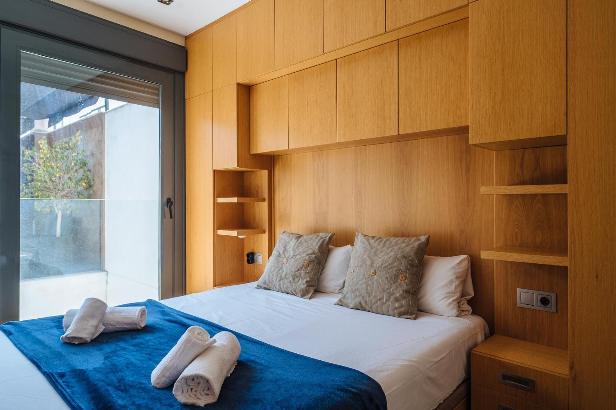 Elegant Duplex 3 Master Bedrooms And Private Siviglia Esterno foto