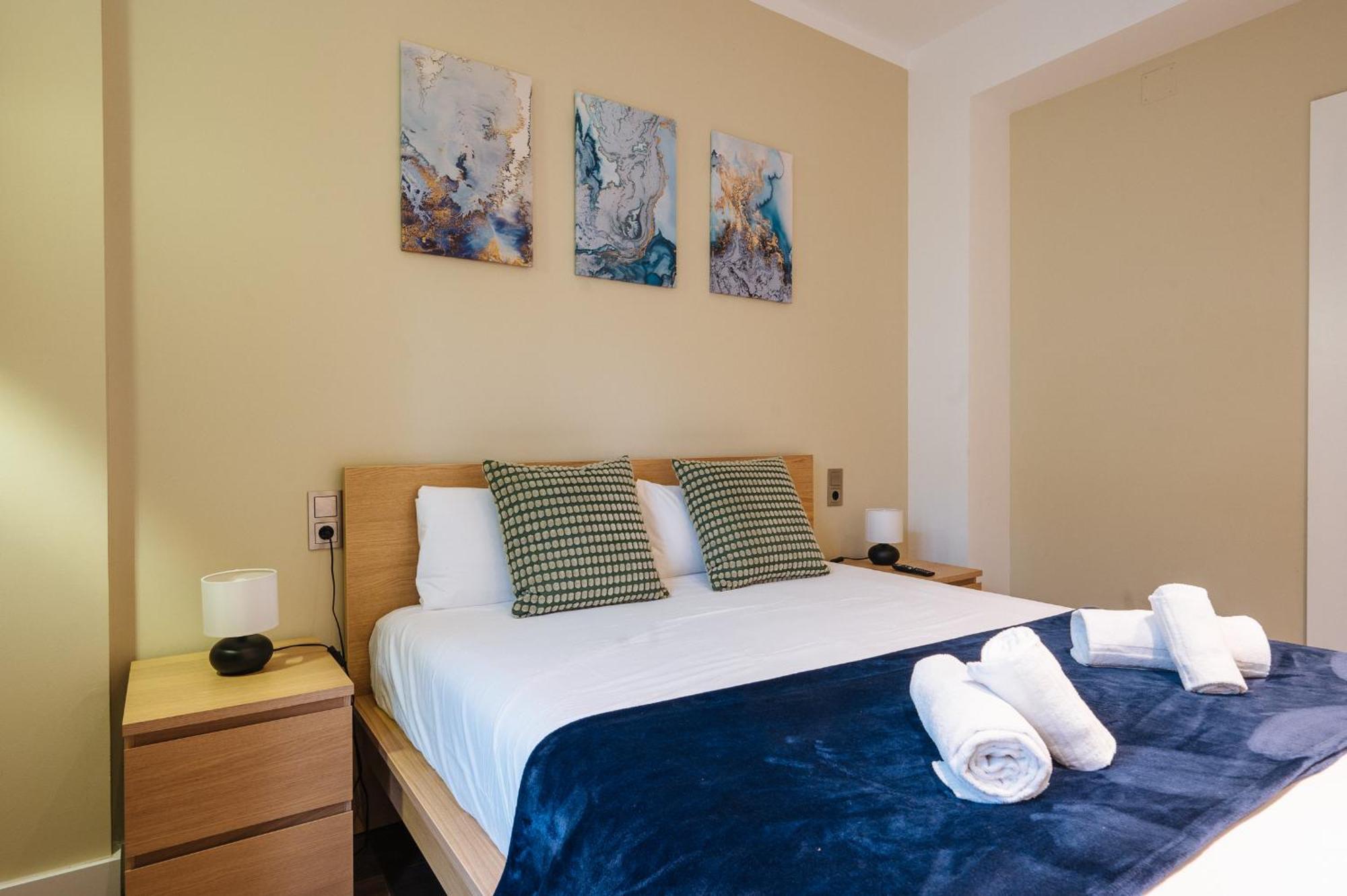 Elegant Duplex 3 Master Bedrooms And Private Siviglia Esterno foto